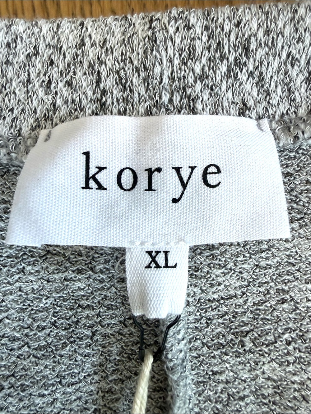 Korye Gray Wrap Sweater V-Neck Textured Knit Dolman Sleeve NWT XL - Picture 5 of 11